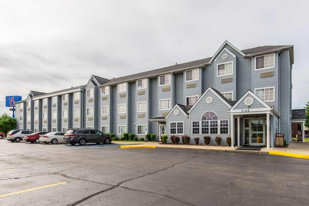 Motel 6 Indianapolis Carmel Eksteriør billede