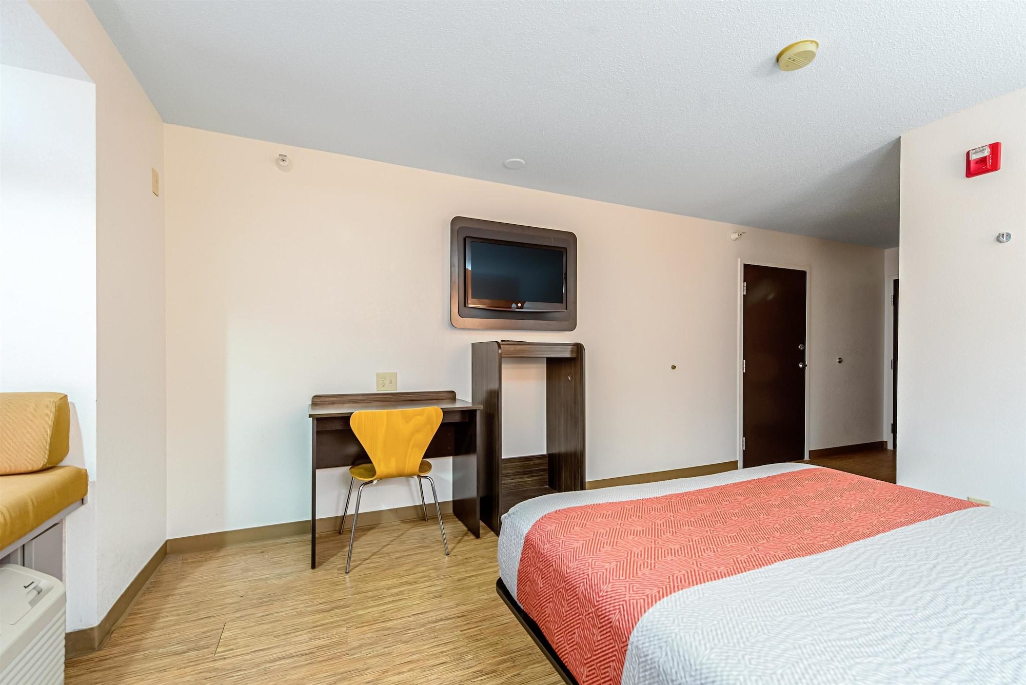 Motel 6 Indianapolis Carmel Eksteriør billede