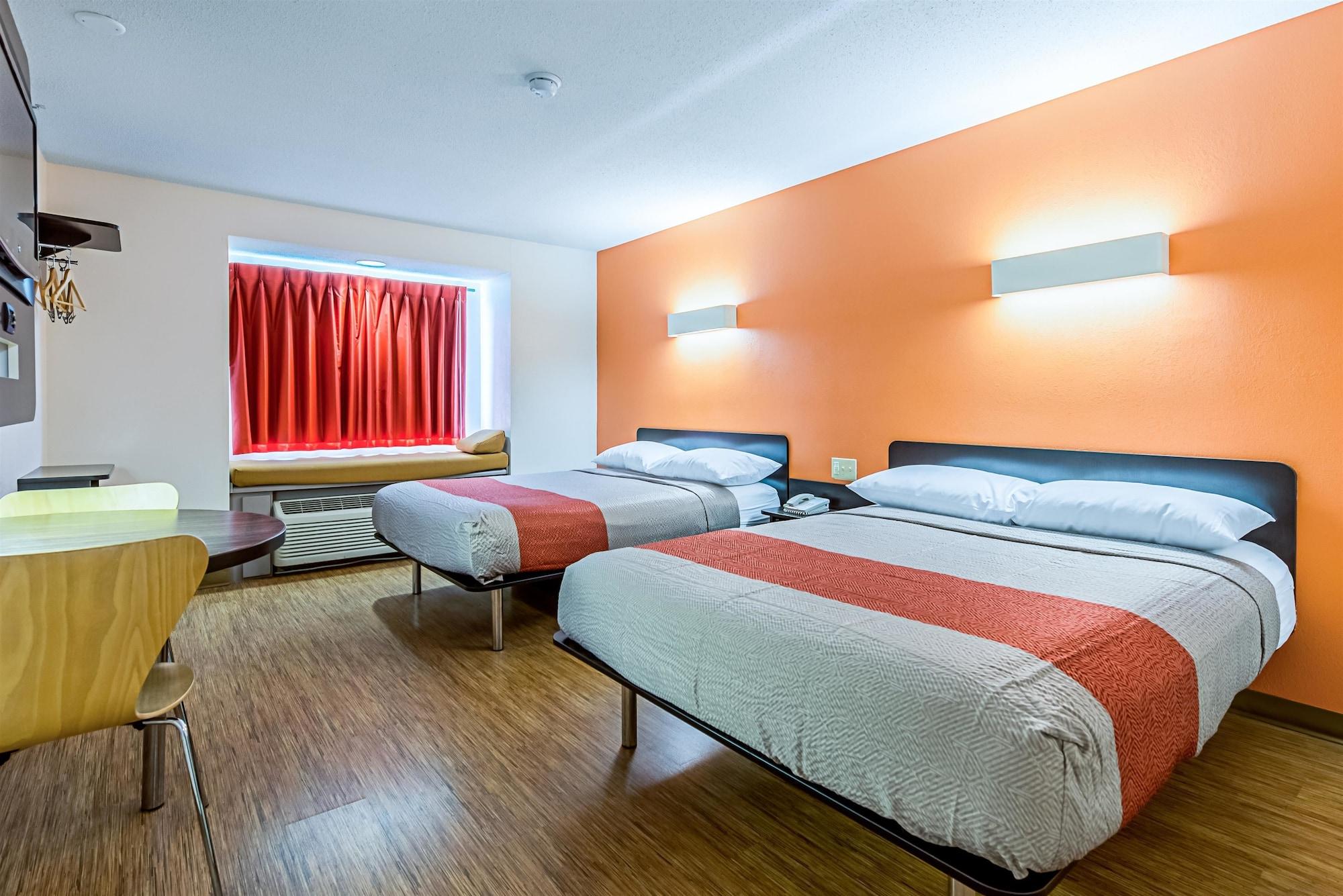 Motel 6 Indianapolis Carmel Eksteriør billede