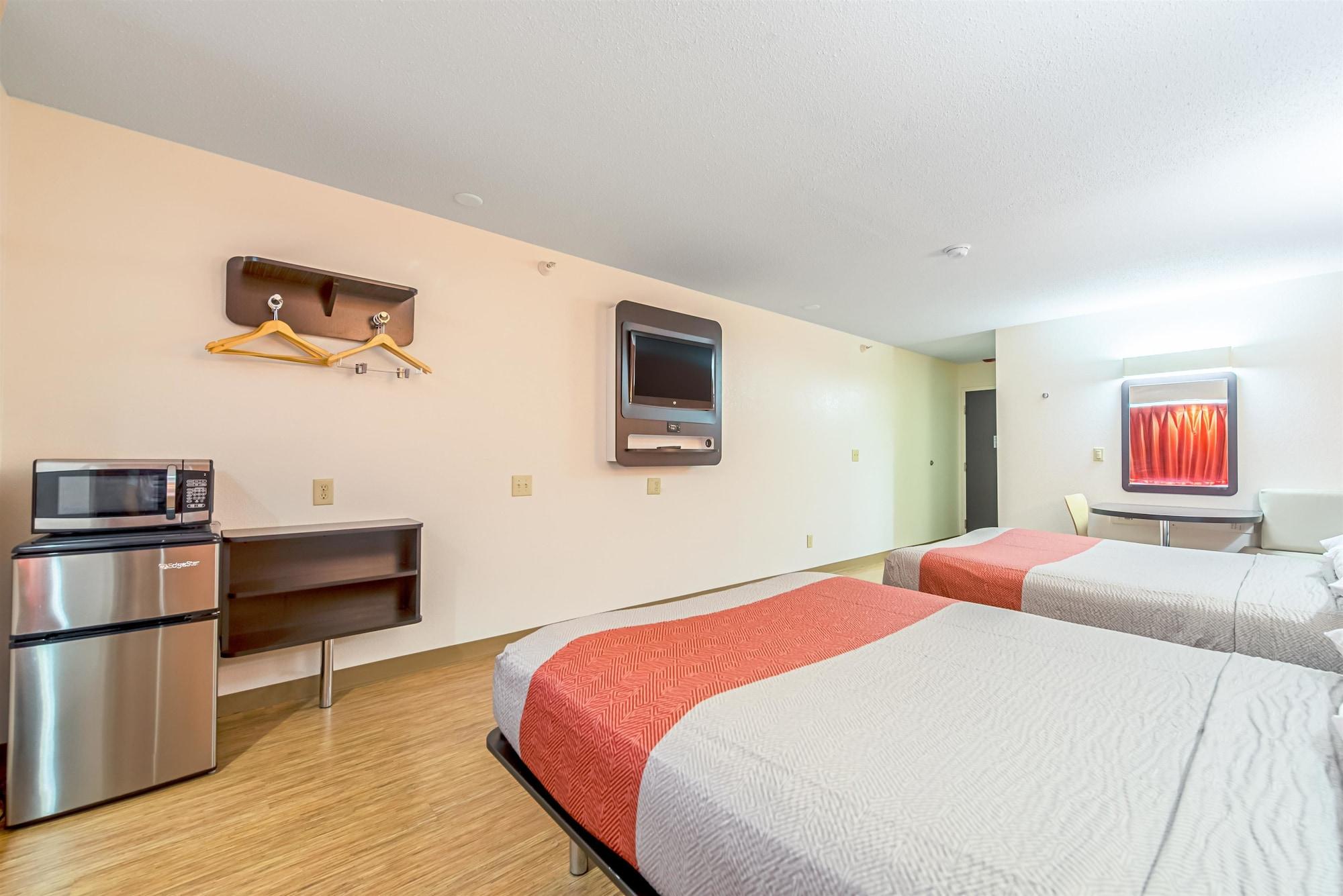 Motel 6 Indianapolis Carmel Eksteriør billede