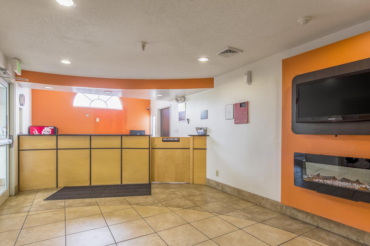 Motel 6 Indianapolis Carmel Eksteriør billede